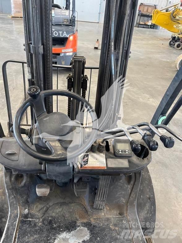 Toyota 8FGU25 Diesel heftrucks