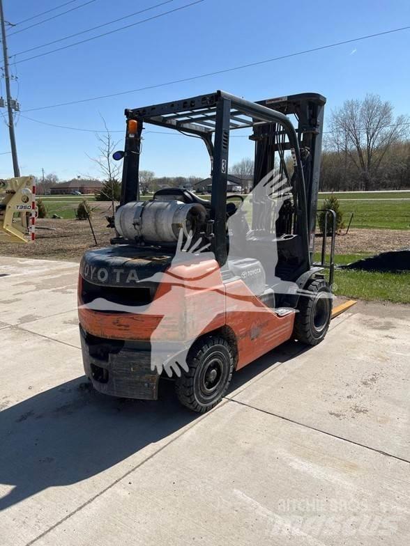 Toyota 8FGU25 Diesel heftrucks