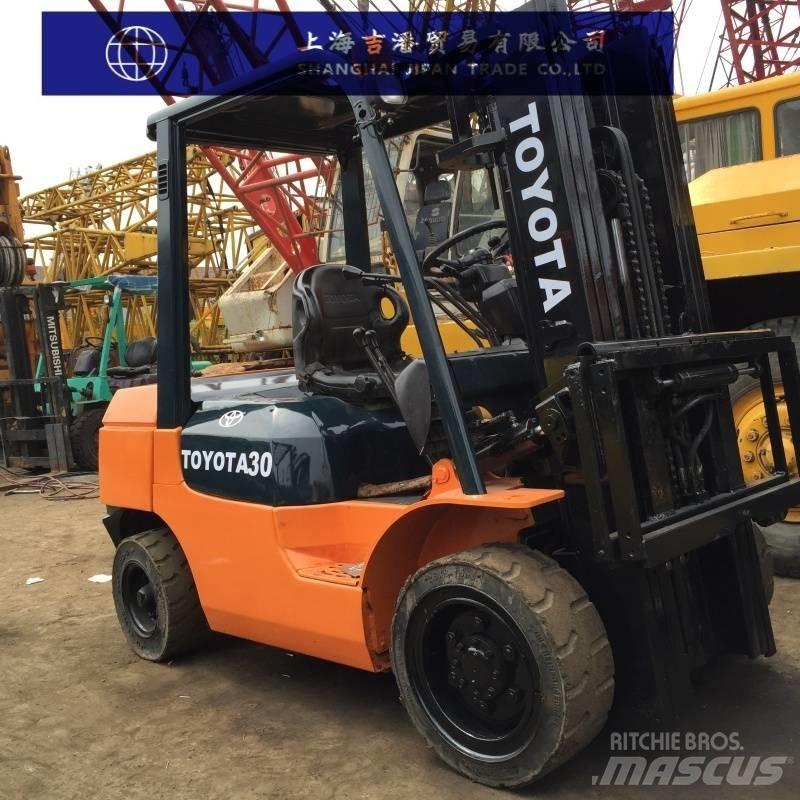 Toyota 7 FD 30 Diesel heftrucks