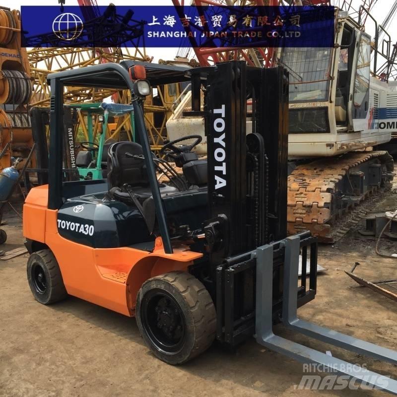 Toyota 7 FD 30 Diesel heftrucks