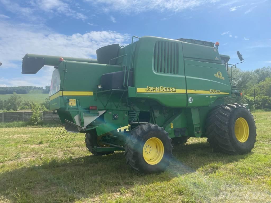 John Deere 9780 CTS Mähdrescher