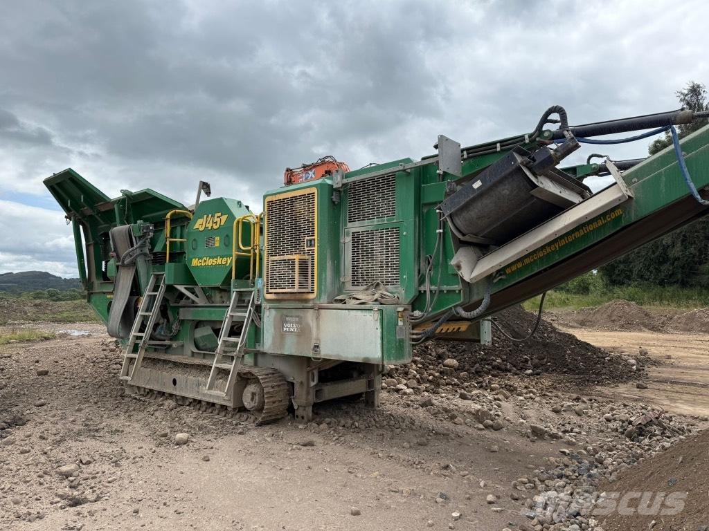 McCloskey J45 Pulverisierer