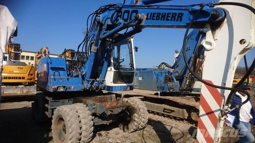 Liebherr A900 Mobilbagger