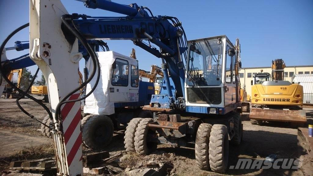 Liebherr A900 Mobilbagger