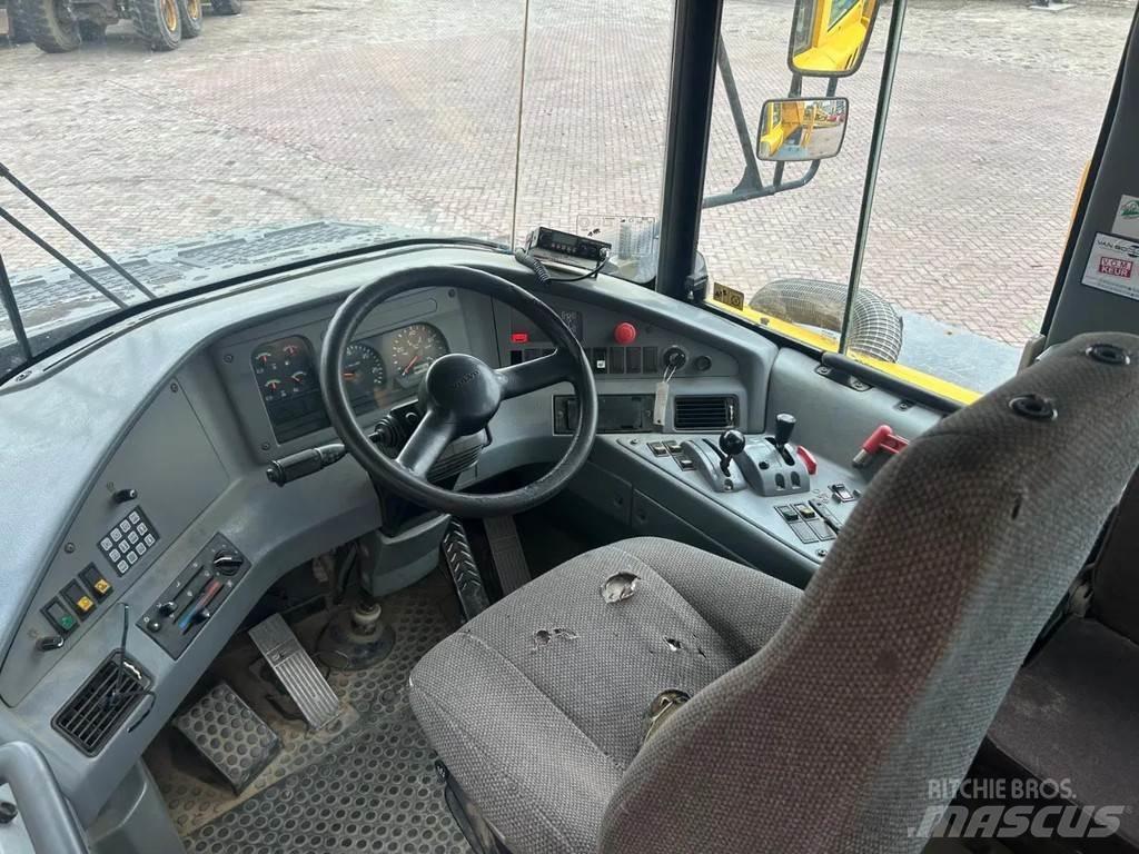Volvo A25D Dumper - Knickgelenk