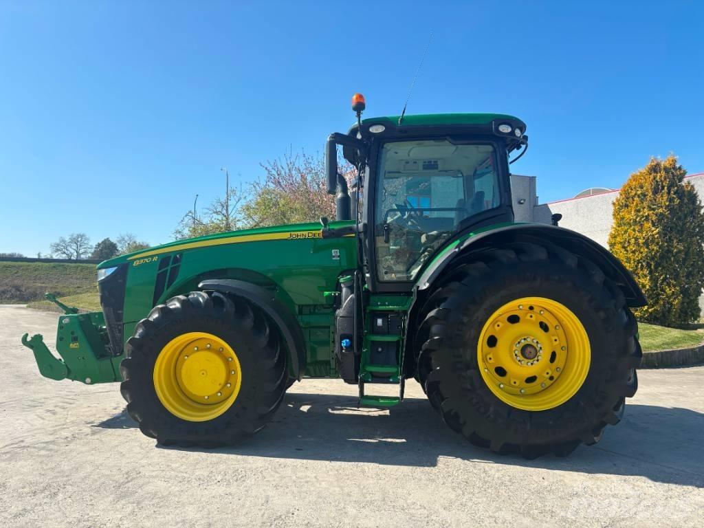 John Deere 8370 R Traktoren