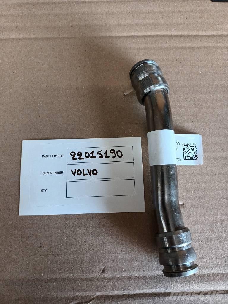 Volvo PIPE 22015190 Motoren