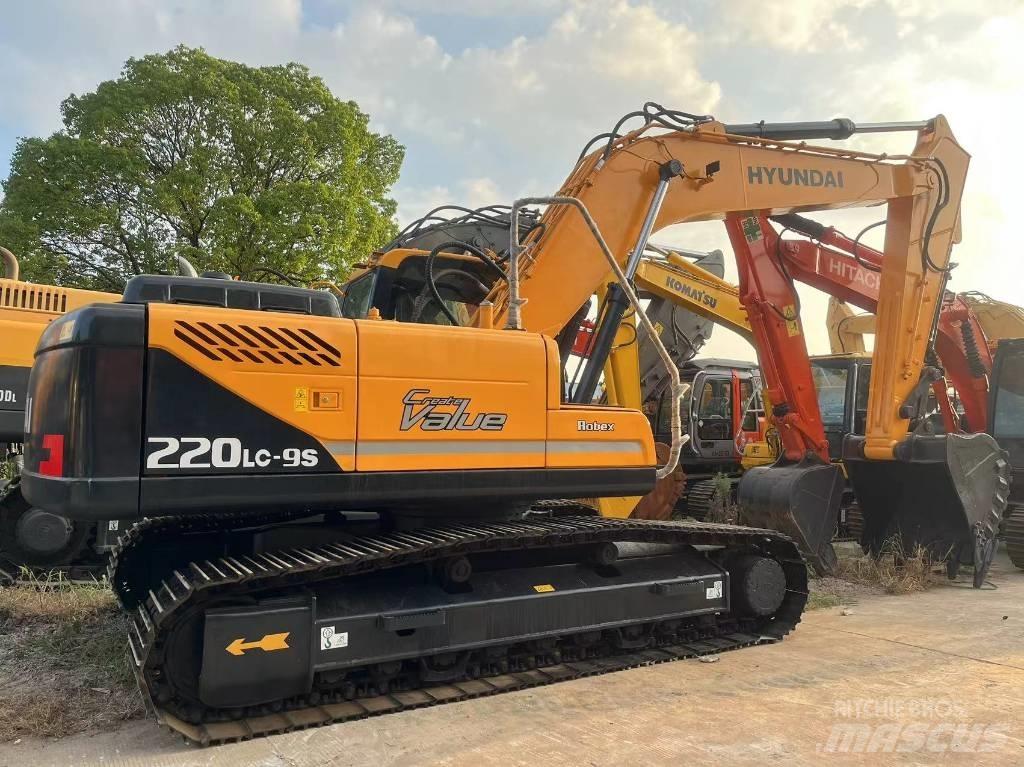 Hyundai R220LC-9S Mobilbagger
