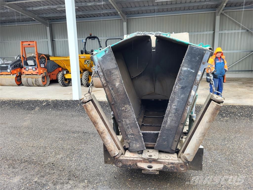 Vögele SUPER 800 Sonstige Baumaschinen