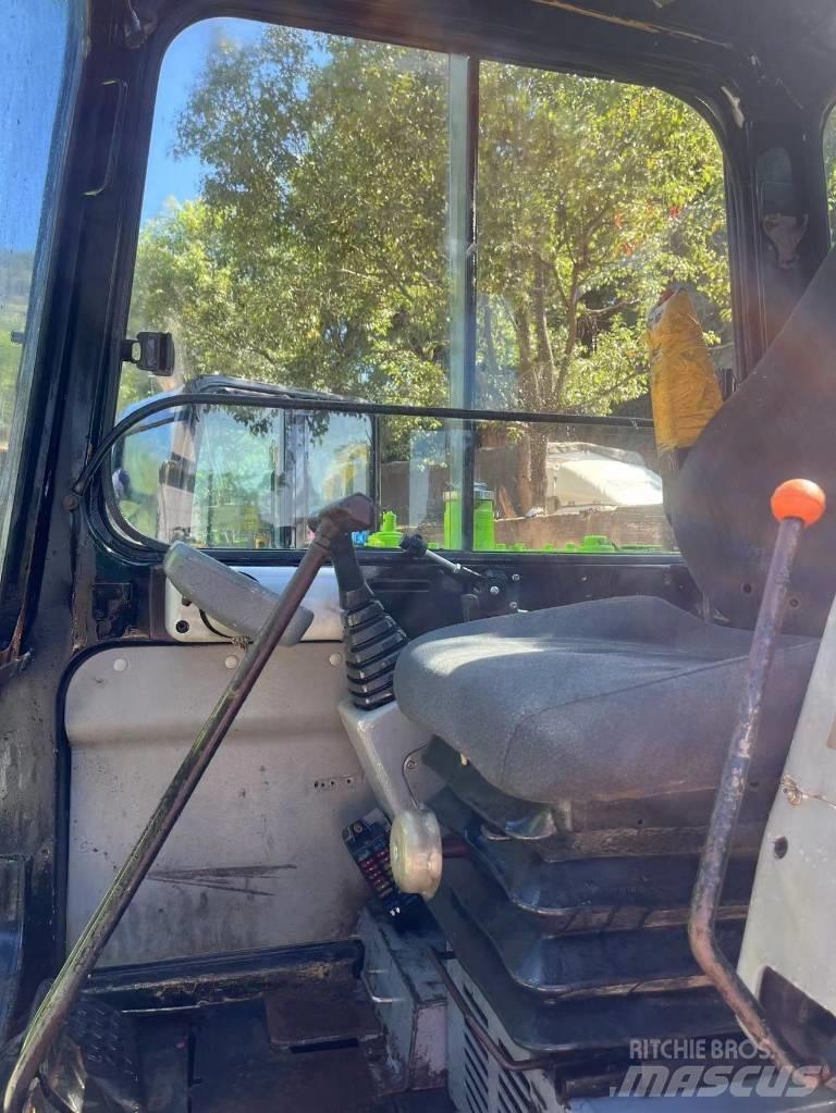 Hyundai R60-5 Raupenbagger