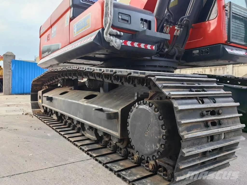 Doosan DX225LC-9C Raupenbagger