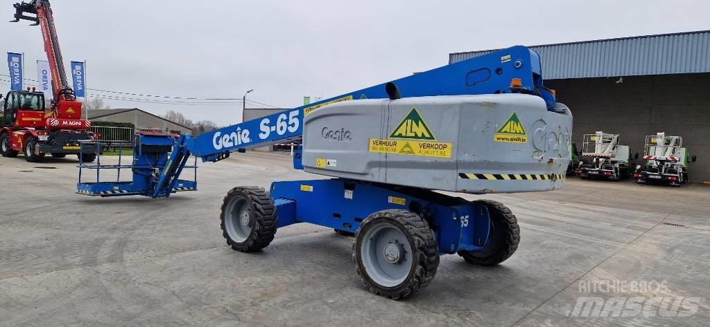 Genie S 65 Teleskopbühnen