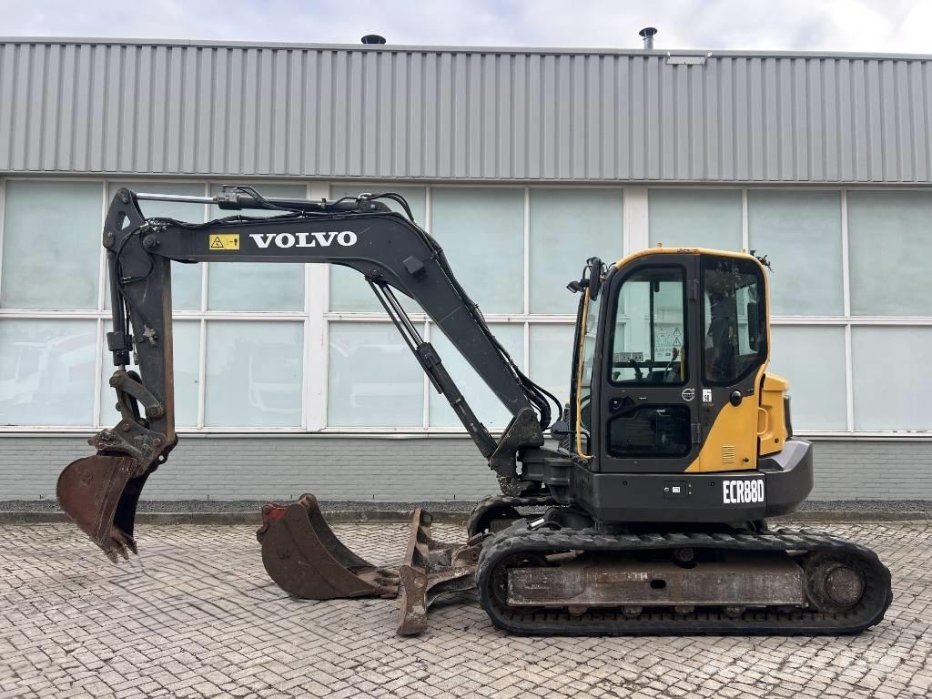 Volvo ECR 88 D    2016 Midibagger  7t - 12t