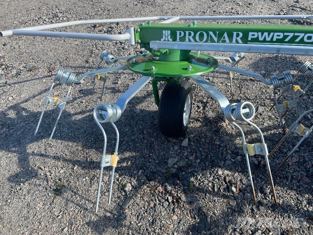 Pronar PWP770C Kreiselheuer/-wender
