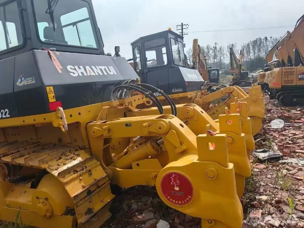 Shantui SD22 Bulldozer