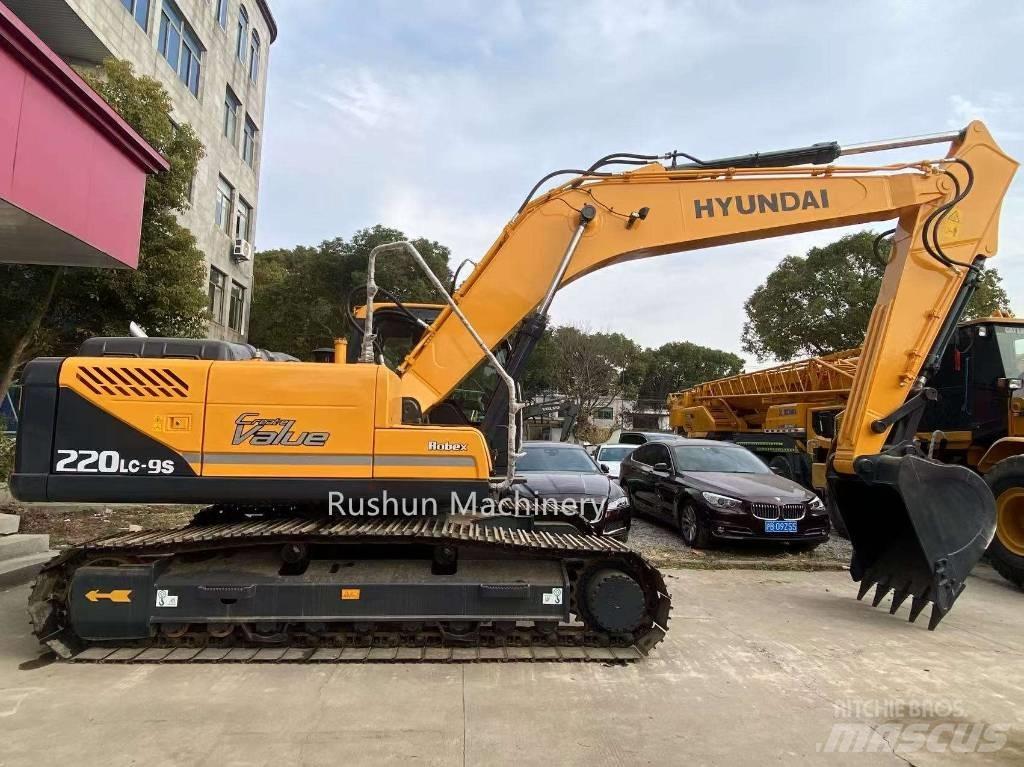 Hyundai 220LC-9S Raupenbagger