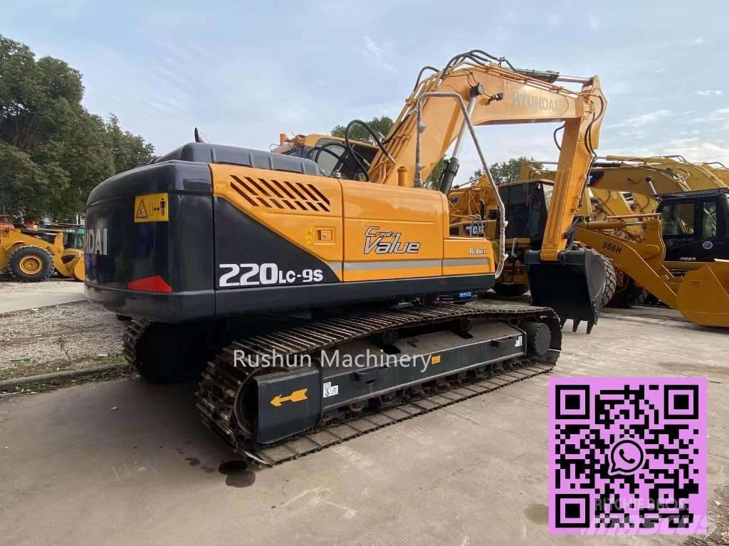Hyundai 220LC-9S Raupenbagger