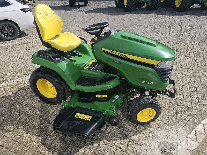 John Deere X590 Mäher