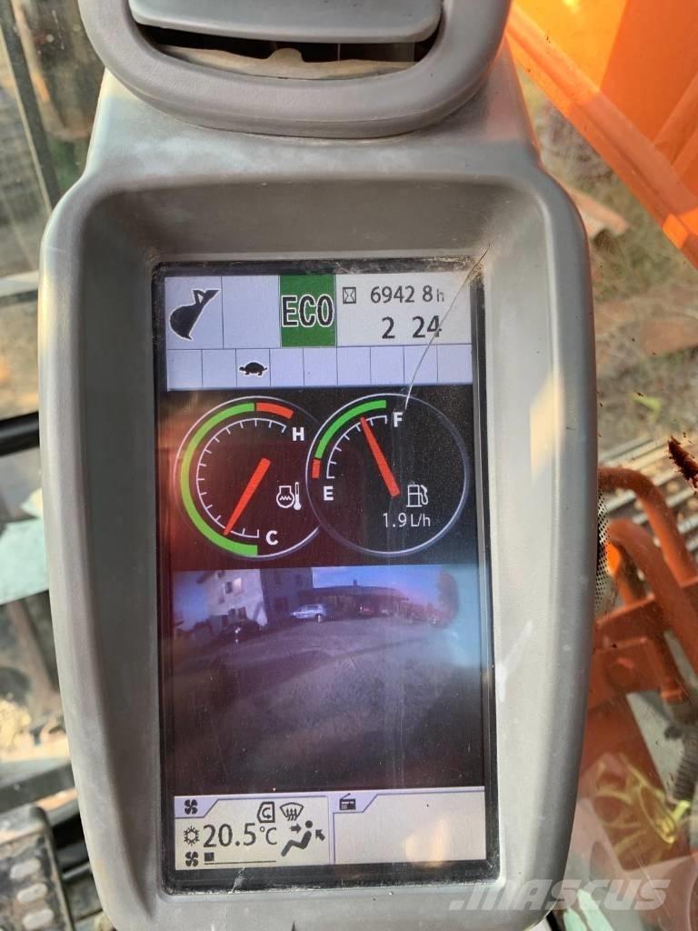 Hitachi ZX 135 US-5B Raupenbagger