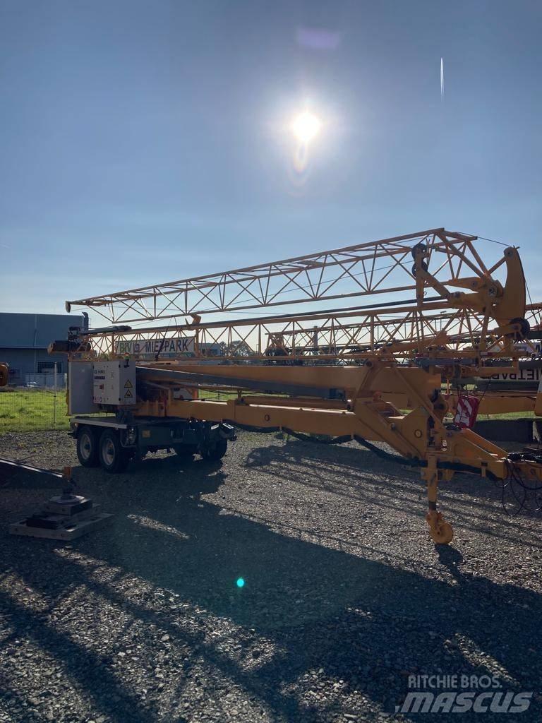 Liebherr 13HM.1 Selbstaufrichtende Krane
