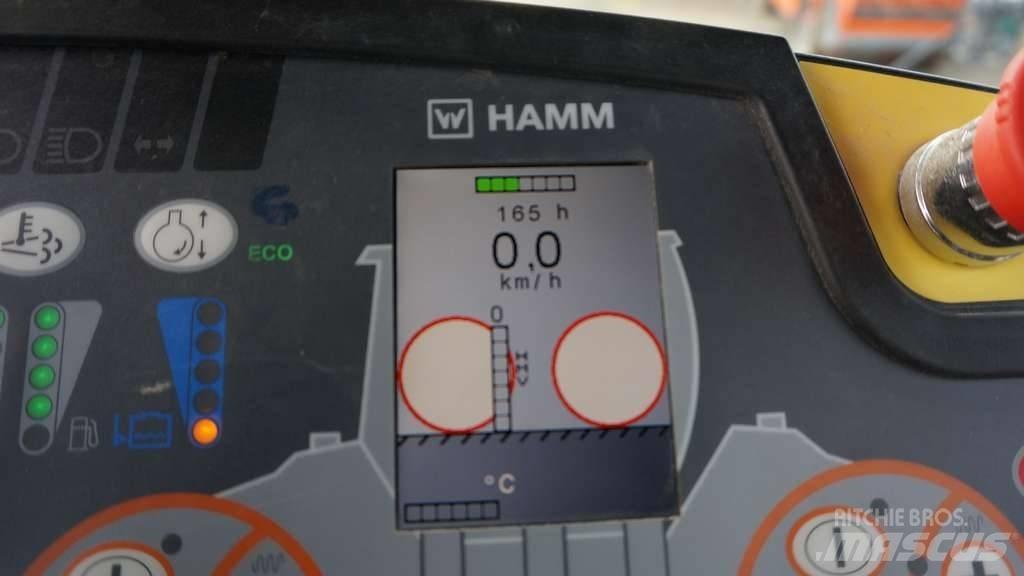 Hamm HD+120iVV Tandemwalzen