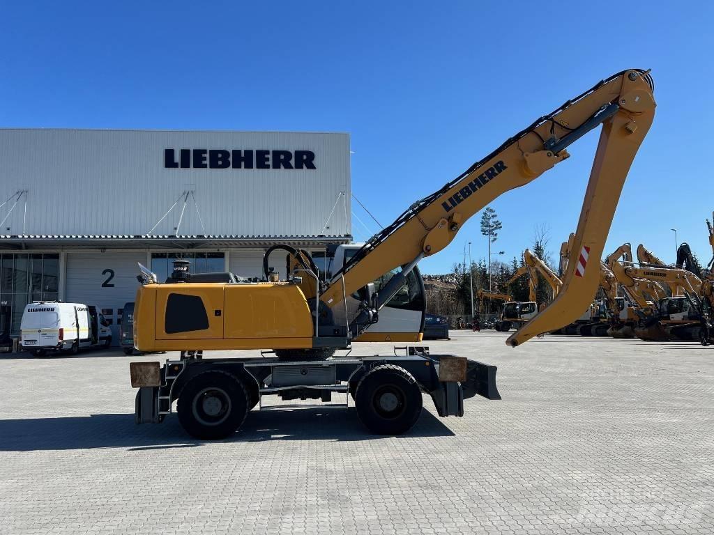 Liebherr LH30M Materialumschlag