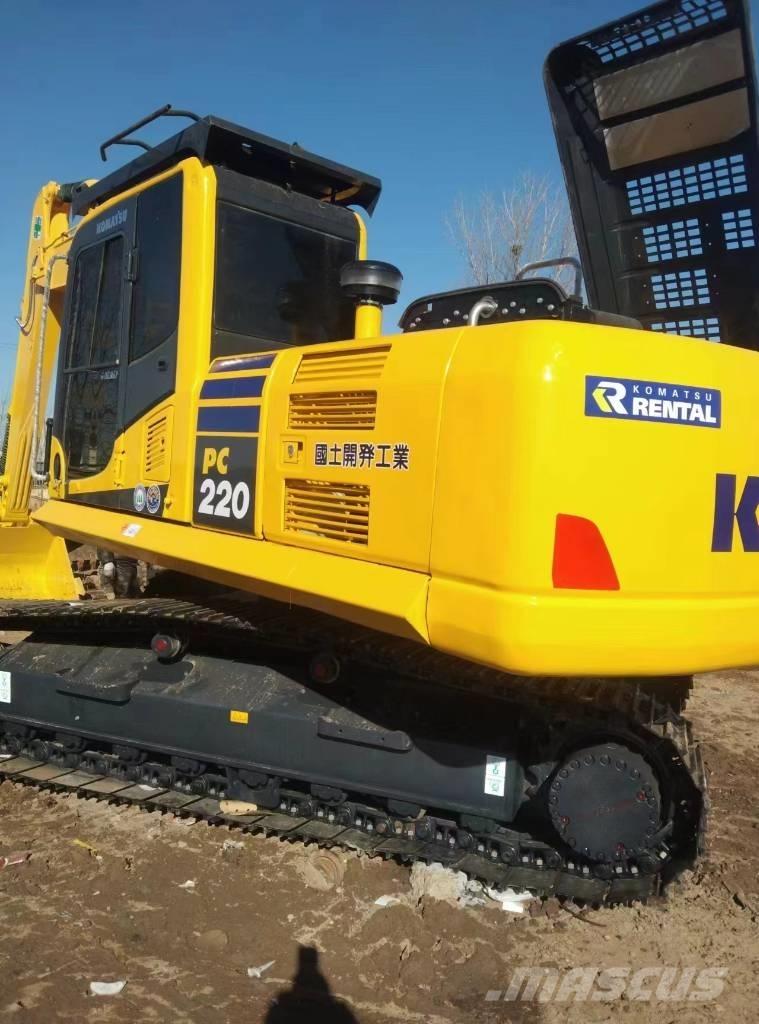 Komatsu 220-8 Raupenbagger