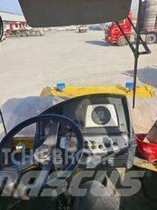 Bomag BW 220D-40 Tandemwalzen