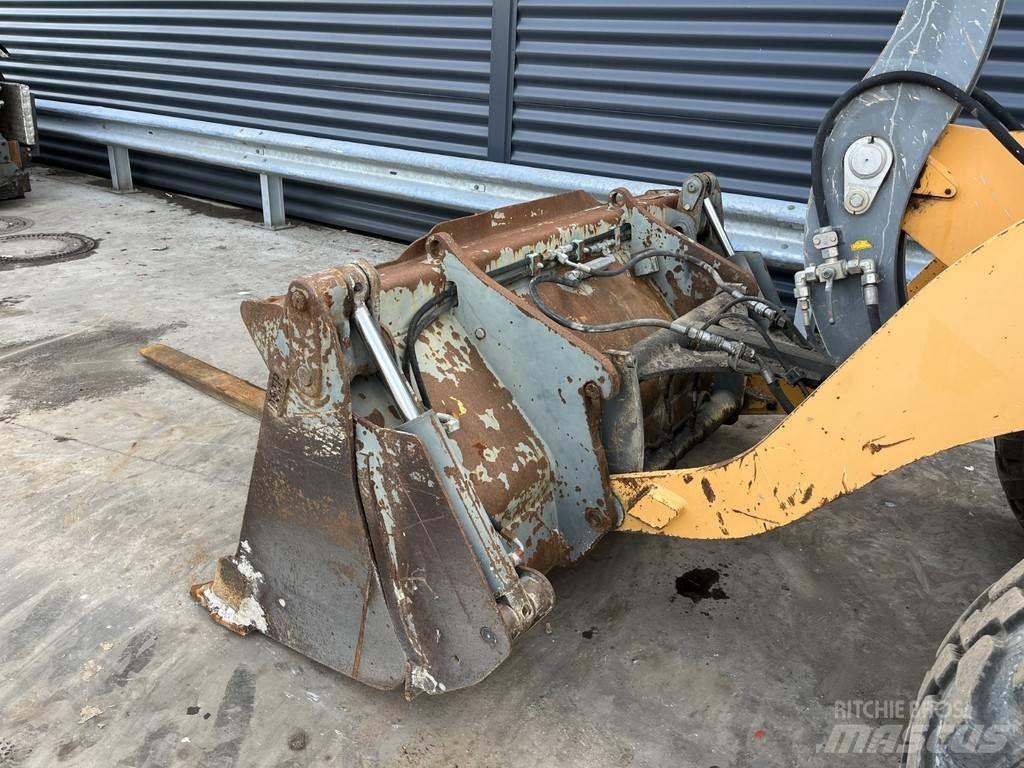 Liebherr L 506 Radlader
