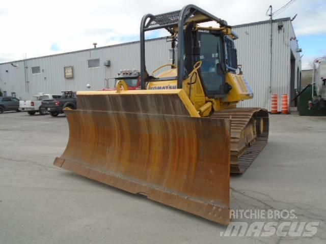 Komatsu D61PX-24 Bulldozer