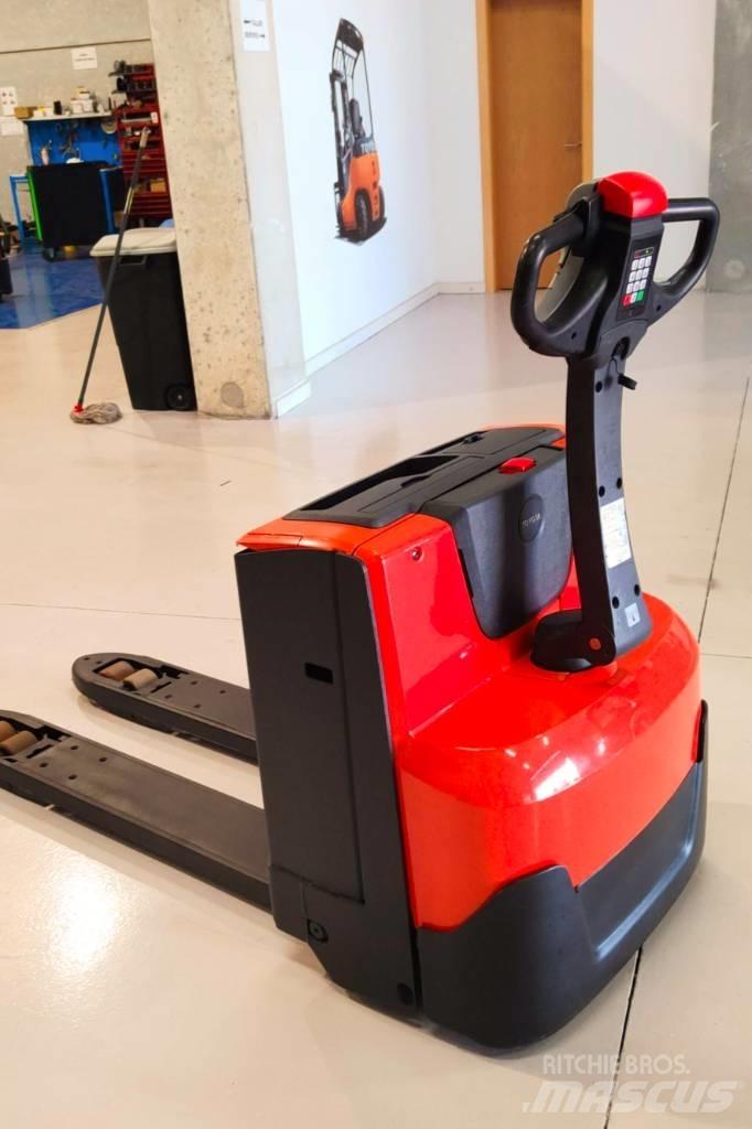 BT LWE 180 Niedergabelstapler