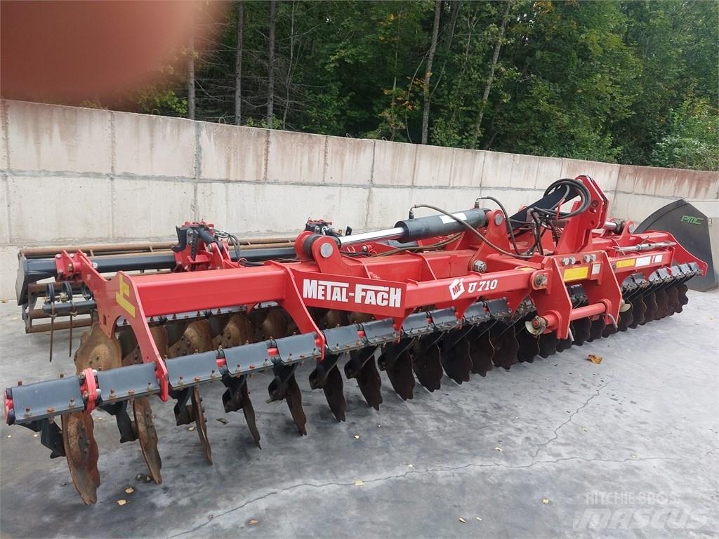Metal-Fach U710 Motoreggen / Rototiller