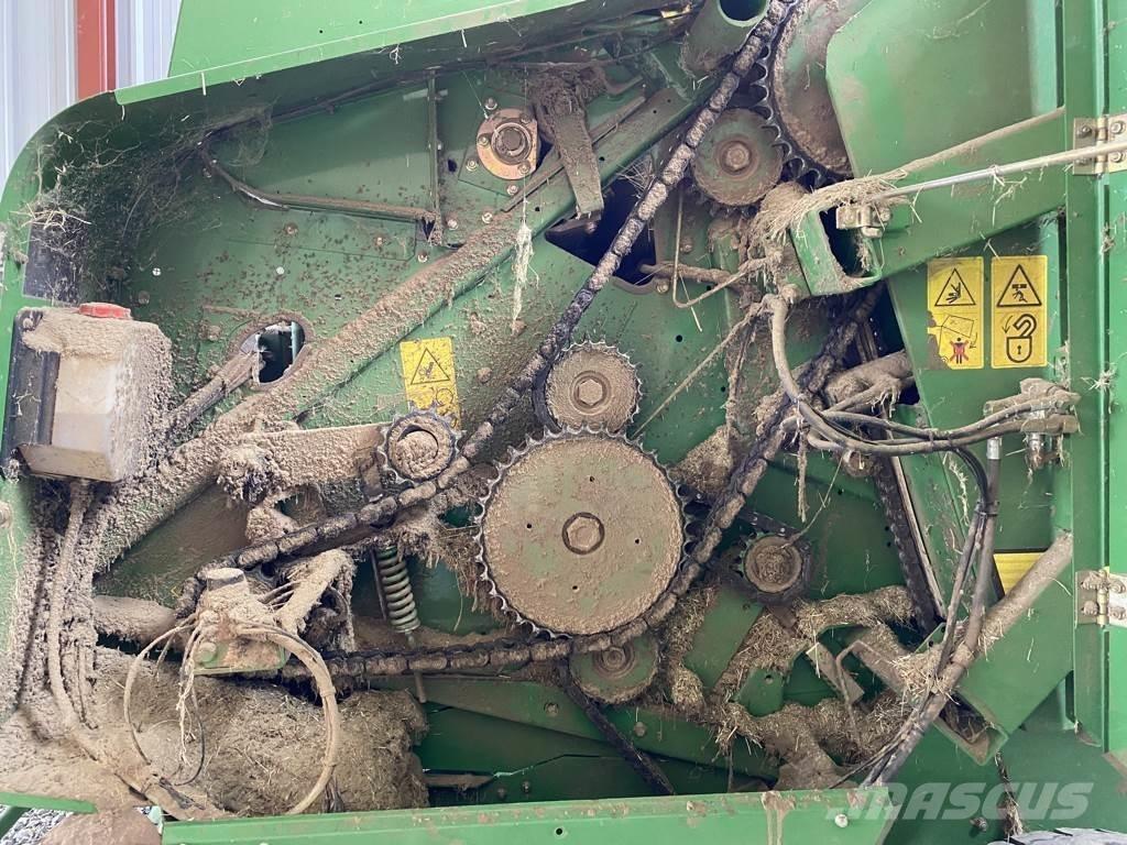 John Deere 568 Rundballenpressen