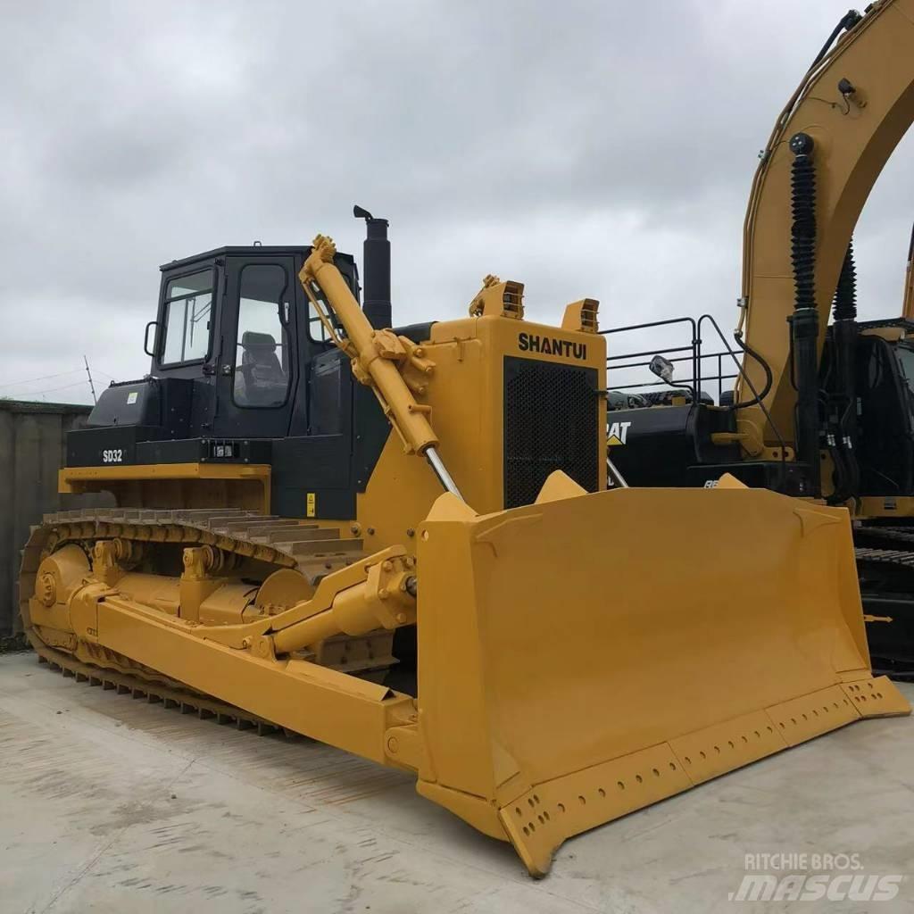 Shantui SD 32 Bulldozer