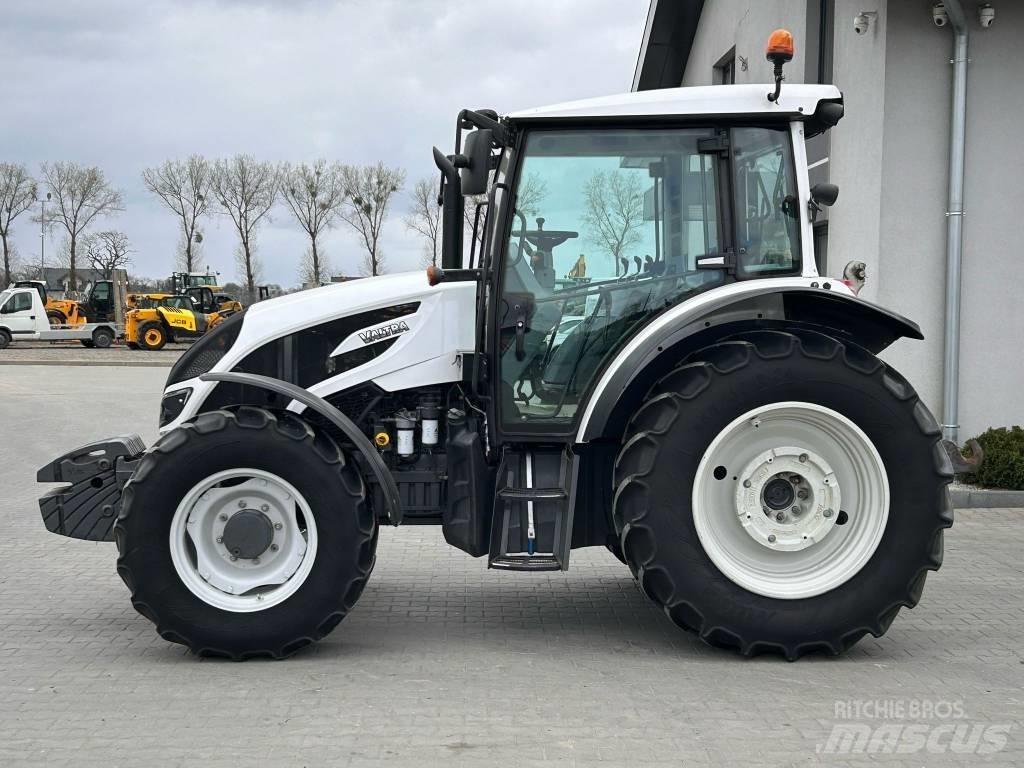 Valtra A 134 Traktoren