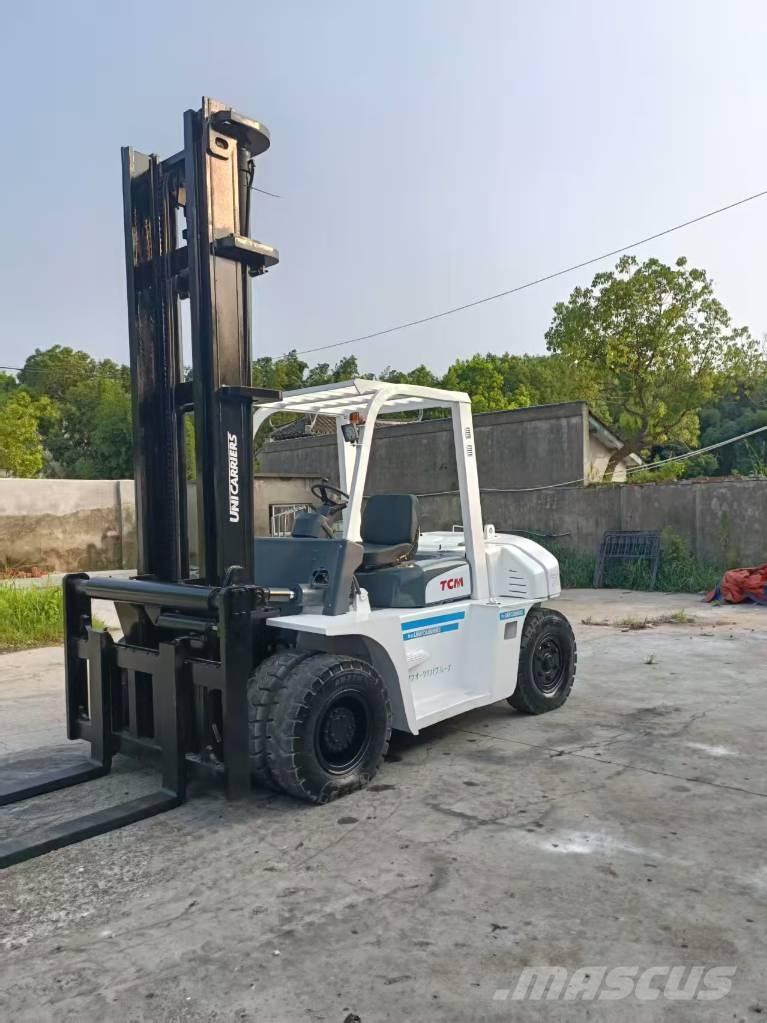 TCM FD 70 Z8 Kofferaufbau