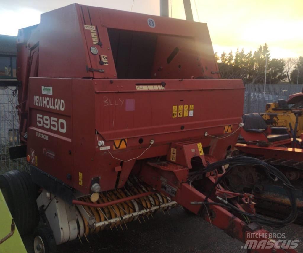 New Holland 5950 Rundballenpressen