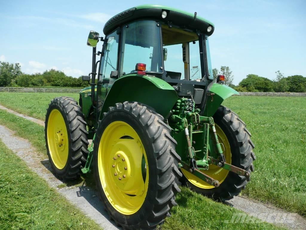 John Deere 5515 Traktoren