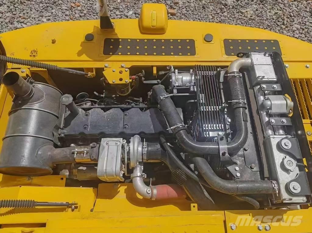 Komatsu 200-8 Raupenbagger