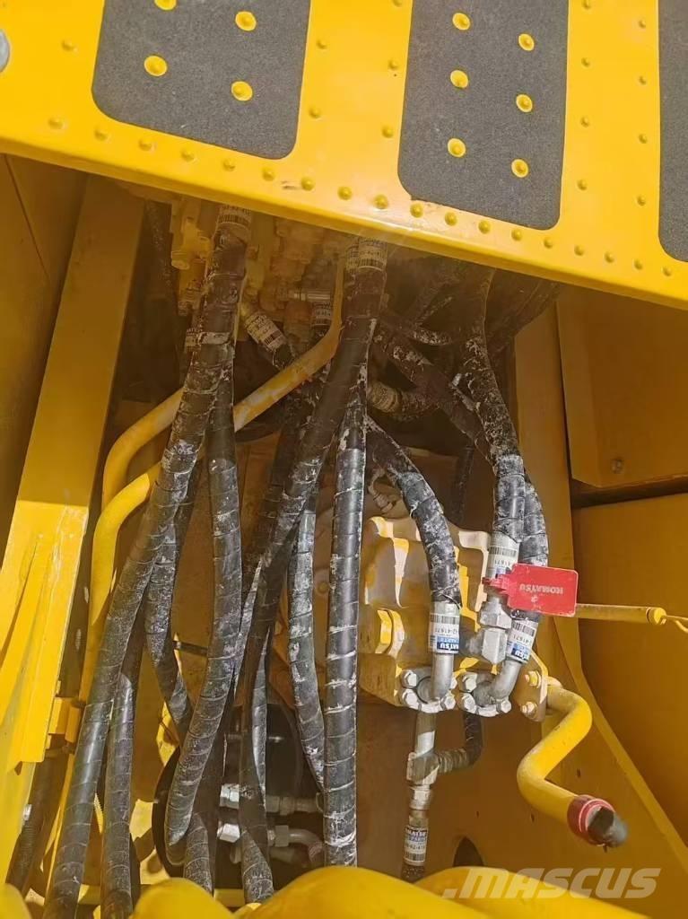 Komatsu 200-8 Raupenbagger