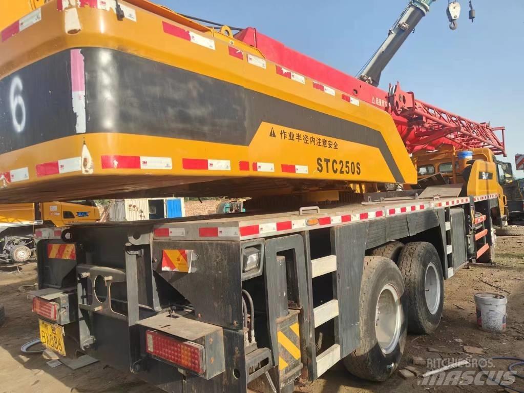 Sany STC250S Fahrstühle, Seilwinden und Bauaufzüge