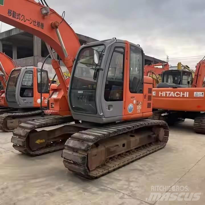 Hitachi ZX135US Raupenbagger