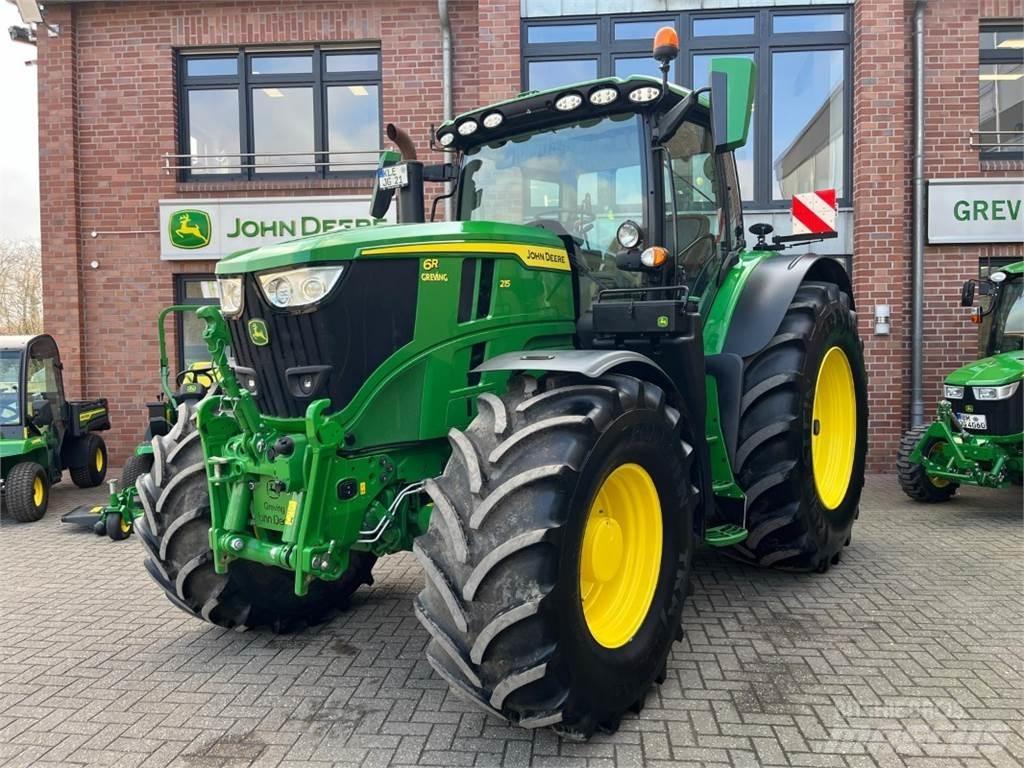 John Deere 6R215 Traktoren
