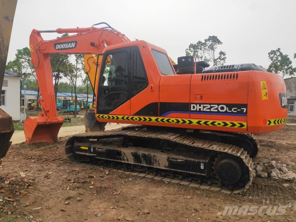 Doosan DH220LC-7 Raupenbagger
