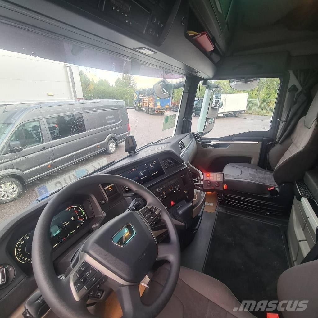MAN TGX 35.510 8x4-4 Kipper