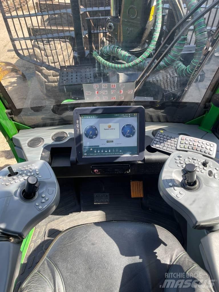 John Deere 1910G Forwarder