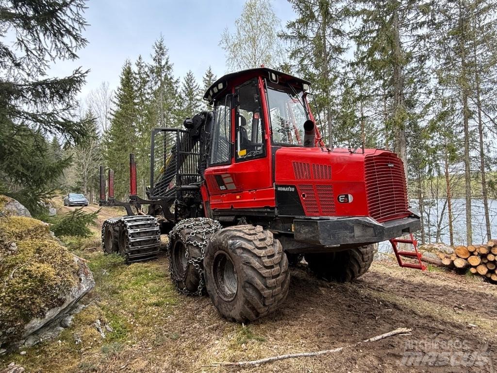 Komatsu 835 Forwarder