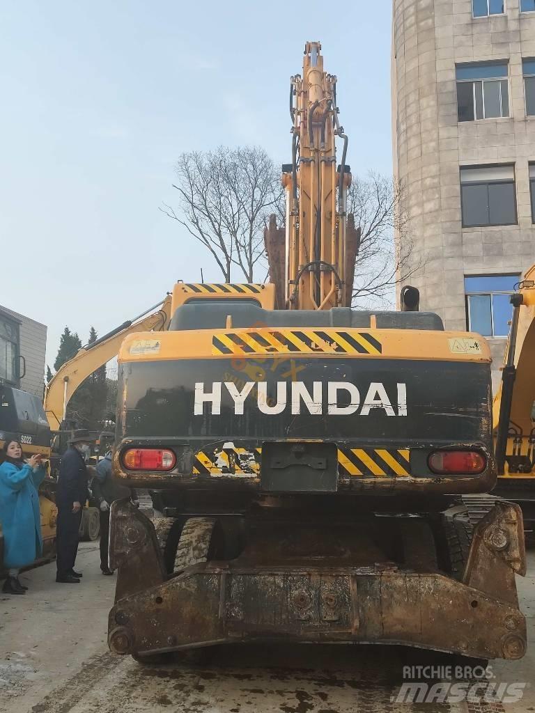 Hyundai 210W-9 Mobilbagger