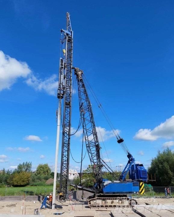 Hitachi KH300-3 PD Raupenkrane