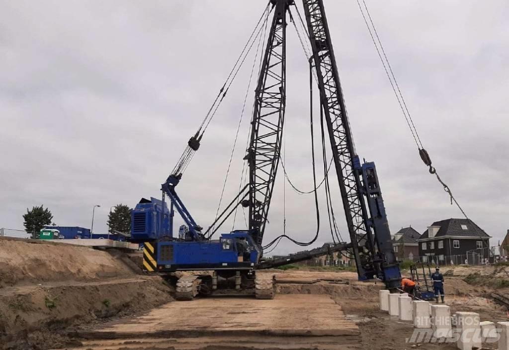 Hitachi KH300-3 PD Raupenkrane
